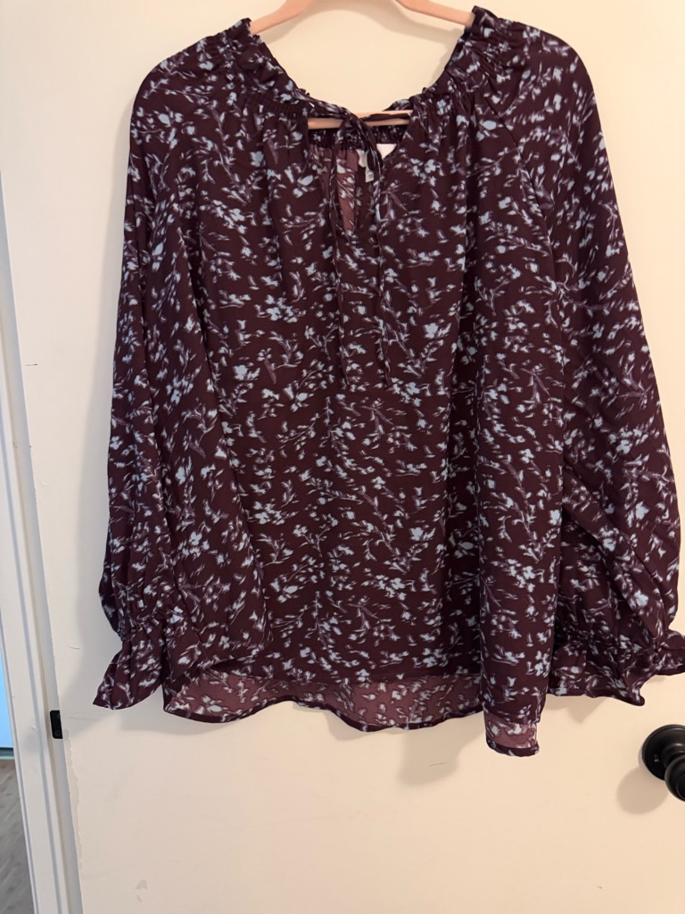 Time and Tru Plum Floral Tie-Front Puff Sleeve Blouse